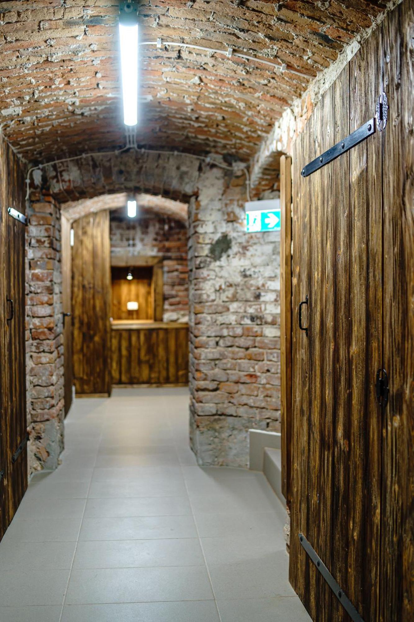 Old Town Ac Apartments Main Raiway Station Krasków Exterior foto